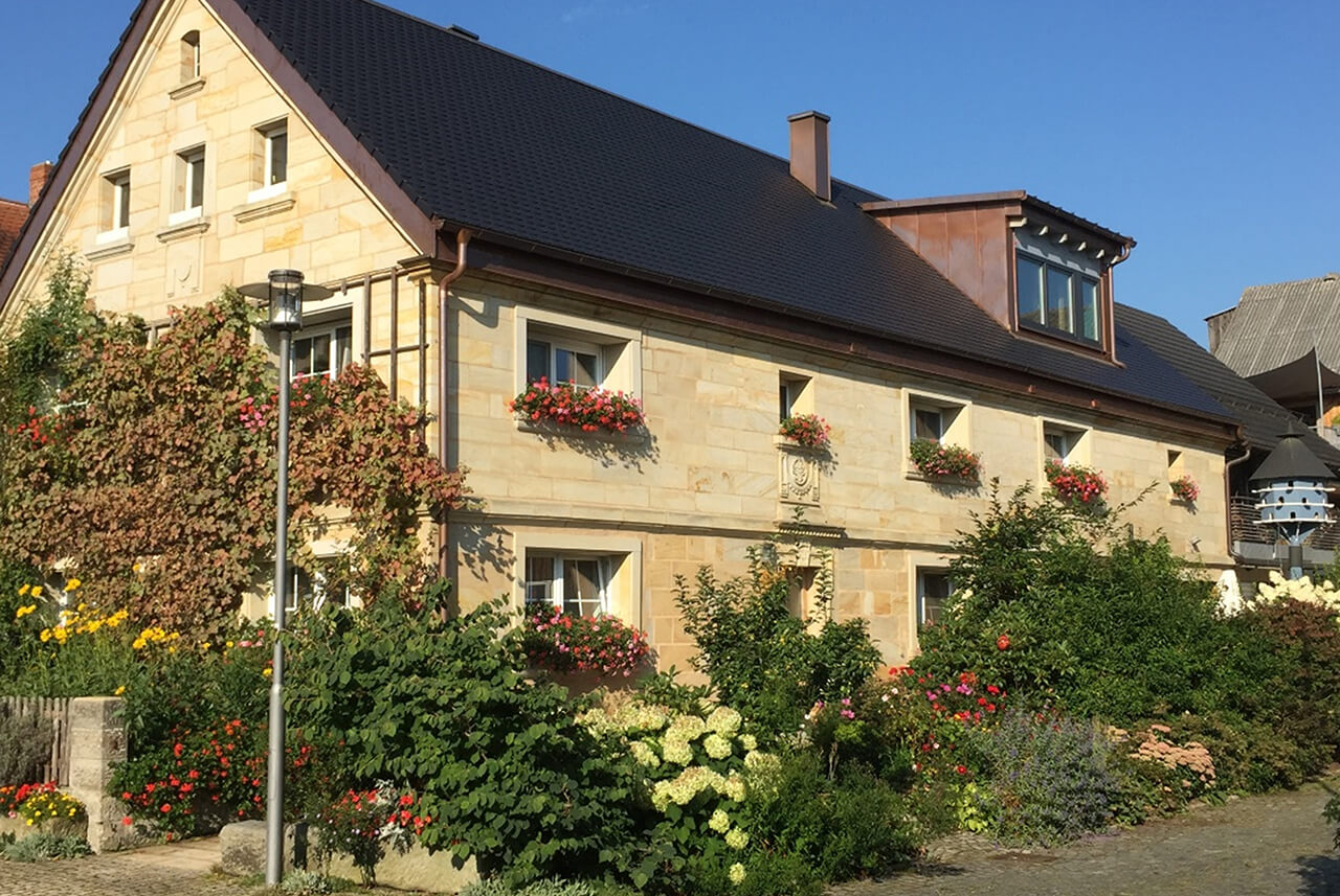 Fensterschürzen – Mistelbach, Pottensteiner Straße 4