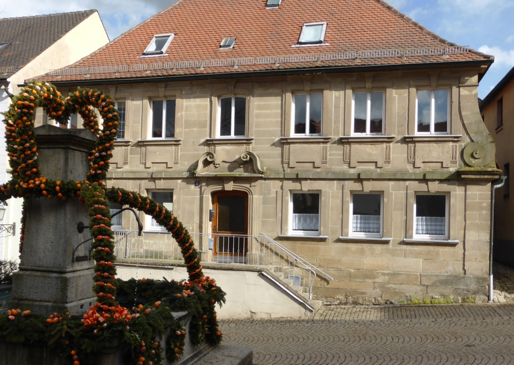 Weidenberg Obere Marktstraße 11 Gesamtansicht