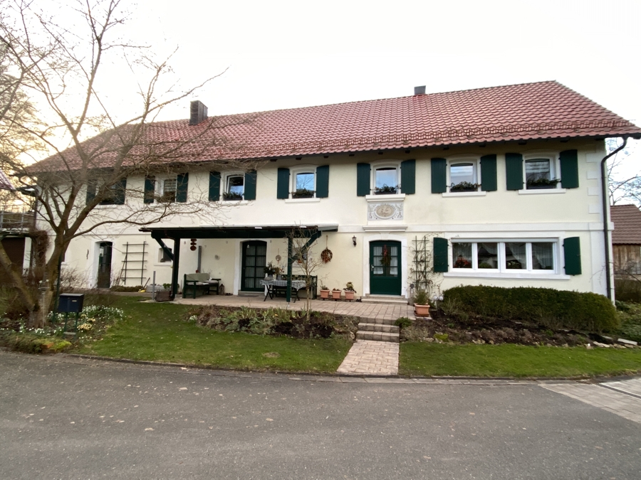 Gesamtansicht Deps Dressendorfer Straße 8