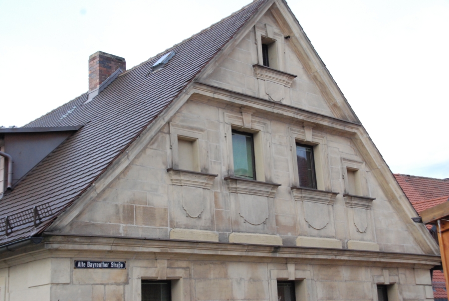 Weidenberg, Alte Bayreuther Straße 1, Gesamtansicht